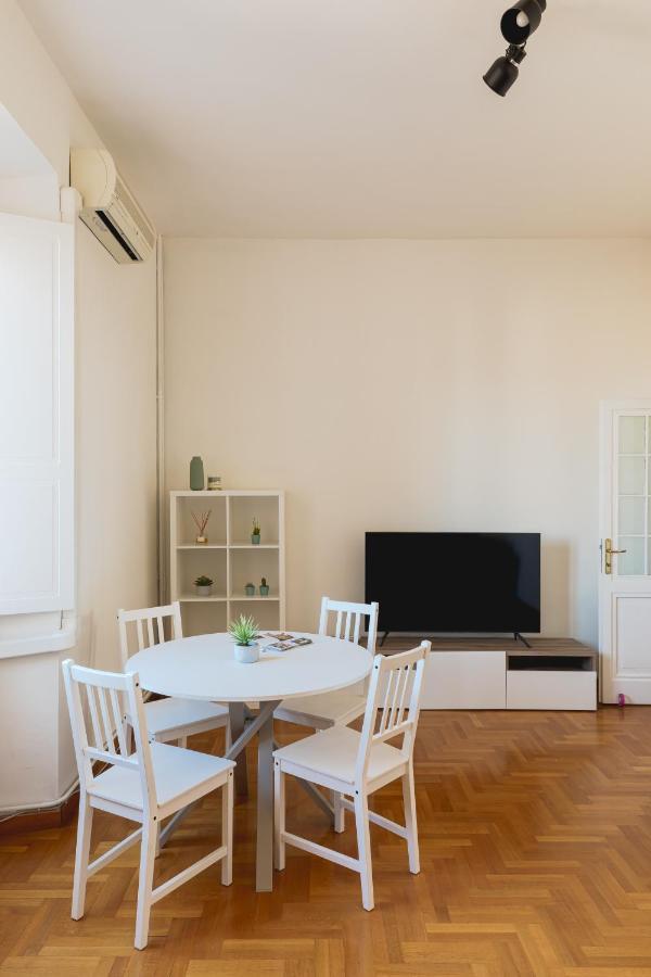 Aquaeductus Apartment โรม ภายนอก รูปภาพ